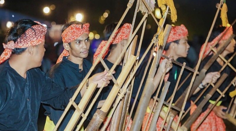 Ema Sumarna Minta Disbudpar Kota Bandung Refleksikan Budaya Main Angklung dengan Kegiatan Keseharian