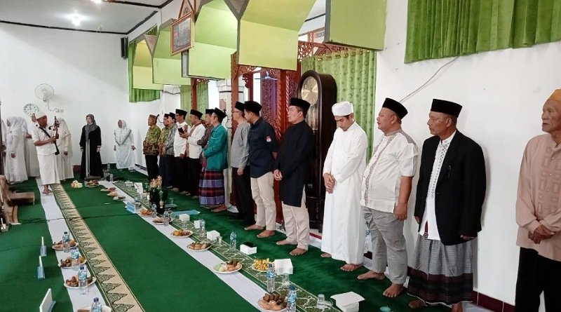 Dirosah Islamiyyah Mandirancan di Masjid Jami Nurul Iman Desa Randobawailir Kuningan