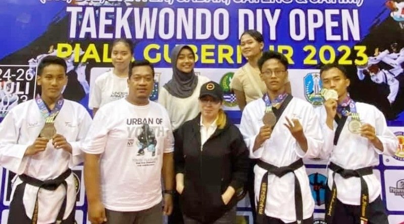 Team Poomsae Tekwondo Puslatkab Sidoarjo Ikuti Kejuaraan di Yogyakarta