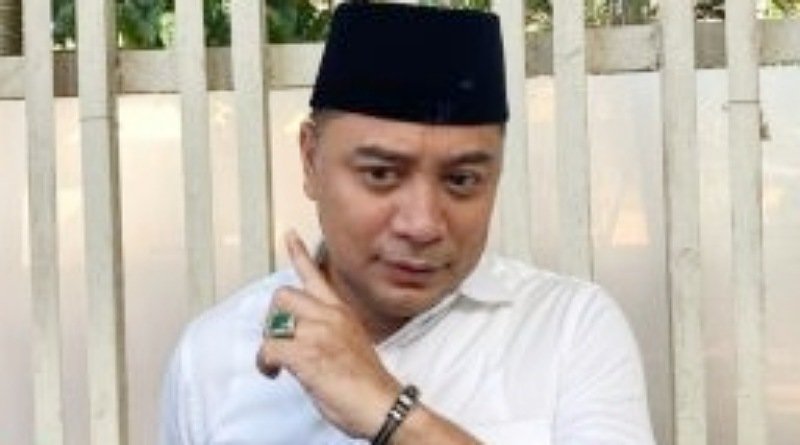 Pemkot Surabaya Bantu Seragam Sekolah Gratis, Wali Kota Eri: Jangan Pura-pura Miskin