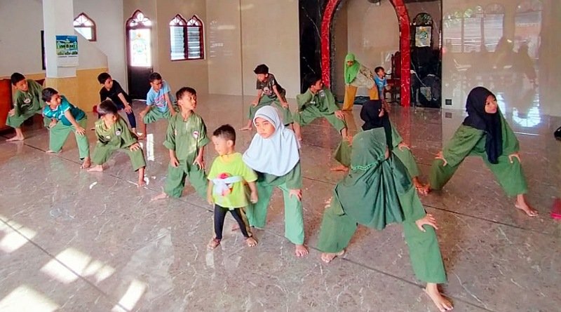 Pencak Silat ASAD PC Rungkut Diminati Anak-anak