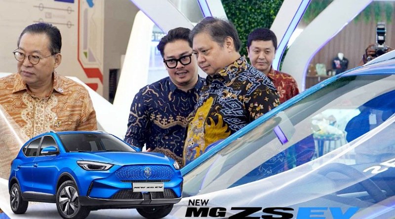Airlangga Hartarto Jajal Mobil Listrik Terbaru MG di Ajang GIIAS 2023