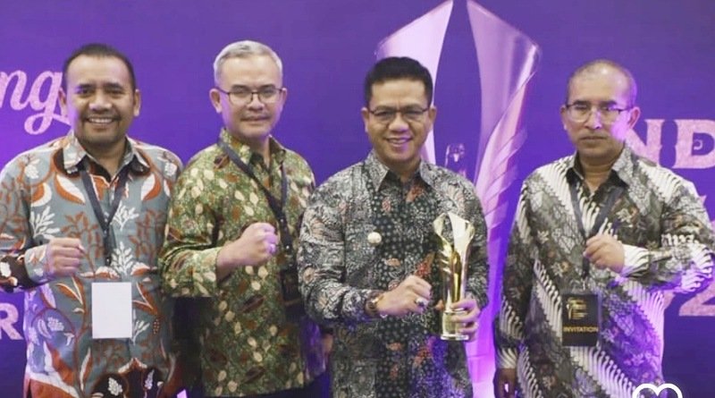 Kinerjanya Makin Diakui, Bupati Bandung Raih Lagi Penghargaan dari Media Nasional