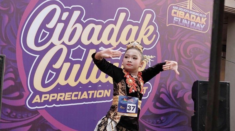 Ribuan Warga Sambut Hari Jadi ke-213 Kota Bandung di Cibadak Funday