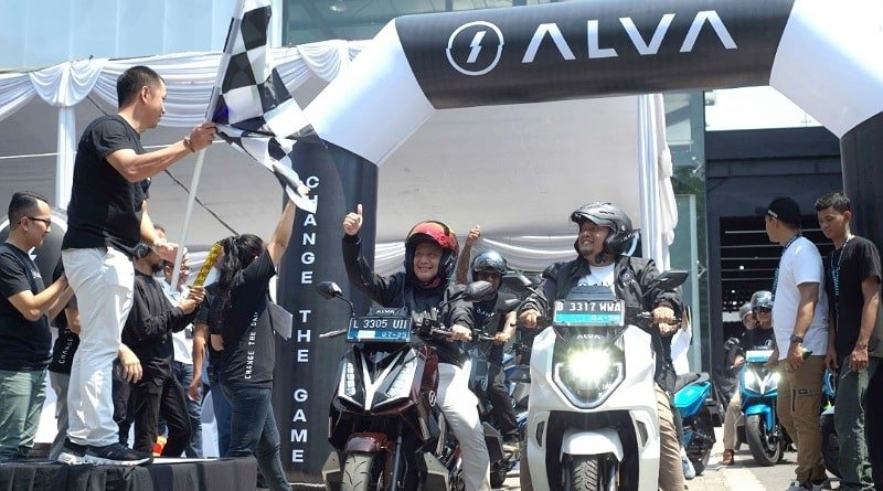 Ajak Masyarakat Jadi Game Changer, ALVA Hadirkan ALVA Experience Center di Surabaya
