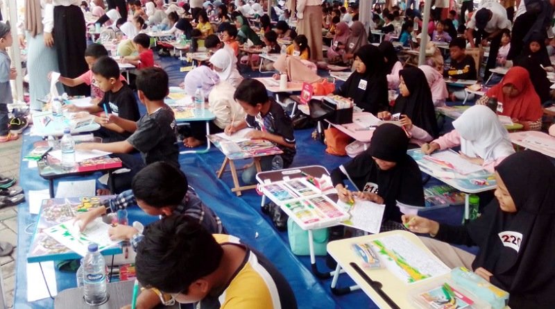 Dibuka oleh Camat Agus Hindar Ruswanto, 300 Anak Ikuti Lomba Kreativitas Mewarnai di Sukasari Indah Langonsari