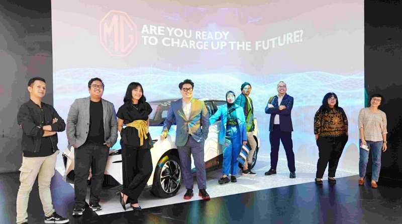 Milenial dan Gen Z Wajib Hadir! MG Art Installation "Charge Up The Future" Mengguncang ASHTA District 8, SCBD