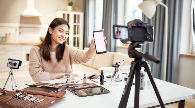 Influencer Memiliki Peran Penting dalam Pemilu 2024