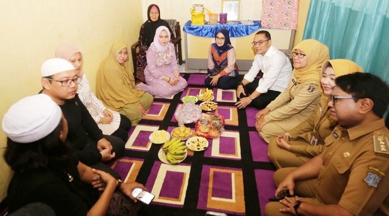 Kenang Cak Eko Londo, Wali Kota Eri Persembahkan Pertunjukan Seni di Taman Surya