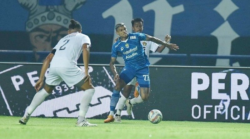 Kalah 0-2 dari Persik, Persib Akhiri Tren Tak Terkalahkan
