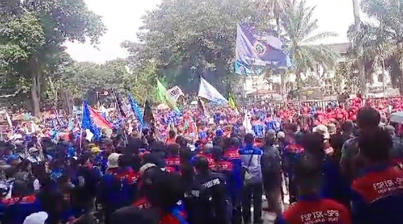 Serikat Buruh Jawa Barat Mogok Kerja dan Demo Tolak UMP dan UMK 2024