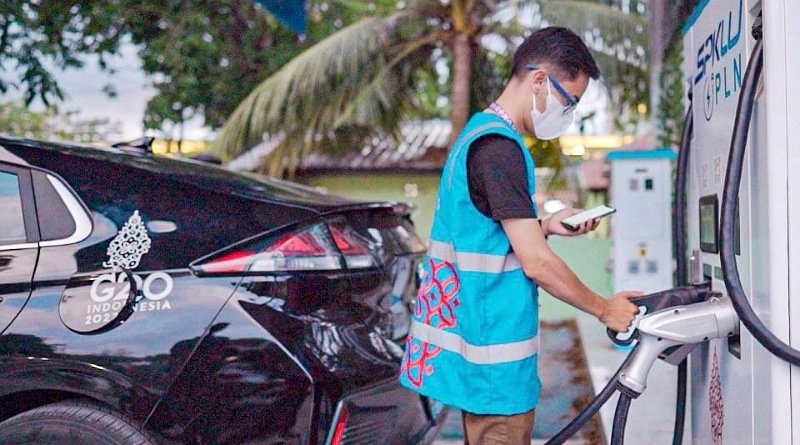 Traveling Pakai Mobil Listrik? Ada Aplikasi PLN Mobile untuk Akses Lokasi SPKLU Terdekat