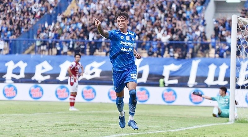 Stefano Cetak Gol Perdana di Babak Pertama