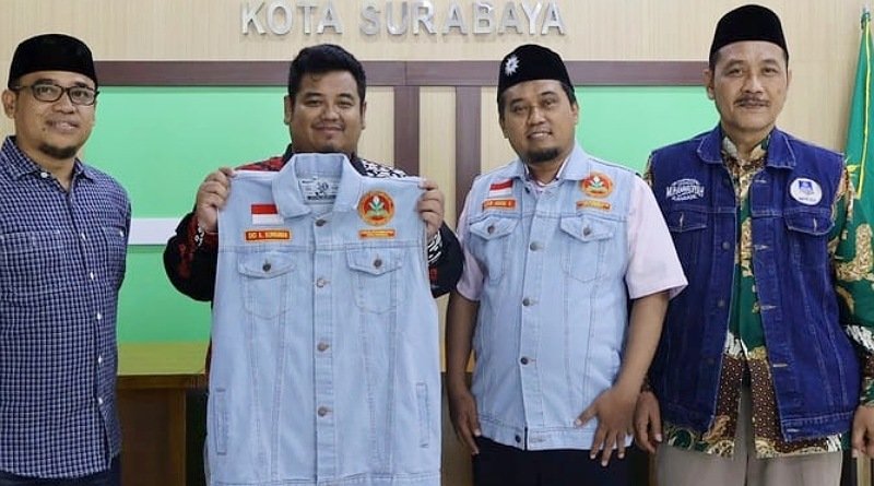 Rompi Jeans Biru Muhammadyah Wali Kota Eri Cahyadi, Tak Ada Nuansa Politik
