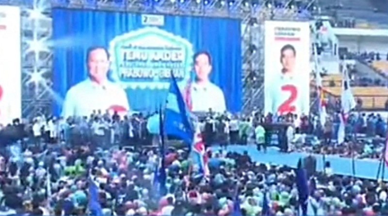 Prabowo-Gibran Gelar Kampanye Akbar di Bandung, Ribuan Pendukung Padati Stadion GBLA