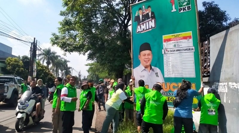 Cabut Atribut Kampanye Sendiri, Humaira Patut Dicontoh Caleg Lain