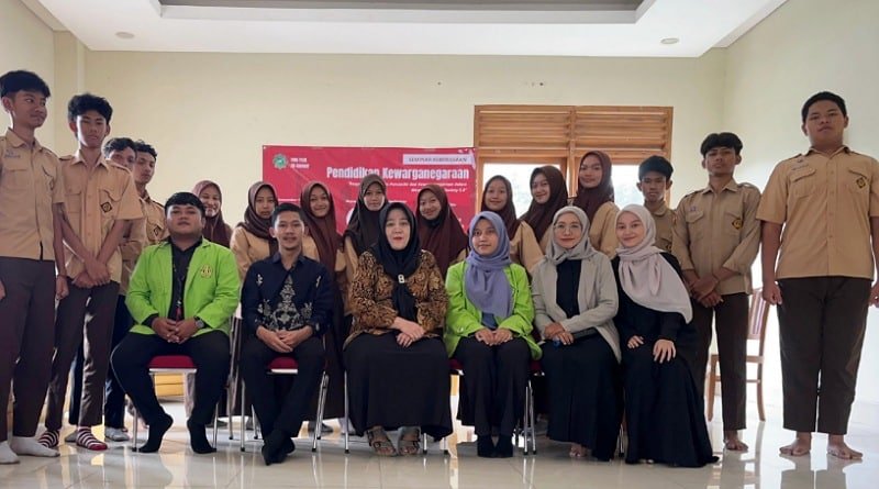 Seminar Kebangsaan: Generasi Muda Siap Hadapi Society 5.0 dengan Pendidikan Pancasila dan Kewarganegaraan