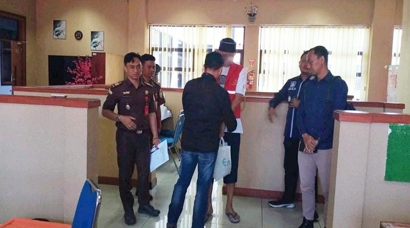 Negara Rugi Hampir Rp1 Miliar, Kejari Bale Bandung Resmi Tahan Mantan Kades Bumiwangi