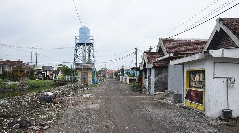 Bupati Sidoarjo Lanjutkan Proyek Betonisasi Di Kawasan Rawan Bencana Tanggulangin