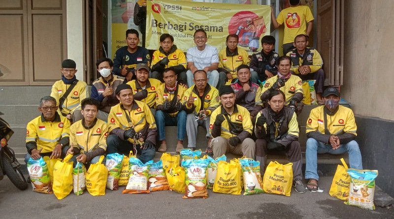 Kampanye Amal, Maxim Berikan Bantuan Pengganti THR untuk Mitra Driver di Beberapa Kota di Jawa Barat