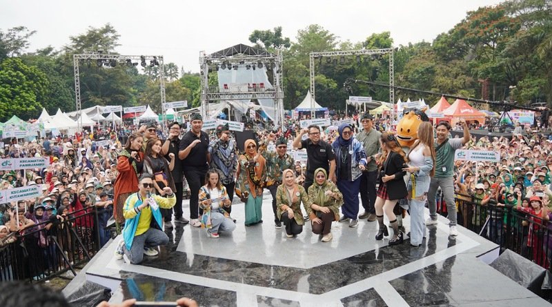 4.620 Bunda Literasi Pecahkan Rekor MURI, Emma Dety: Titik Tonggak Kebangkitan Gerakan Literasi