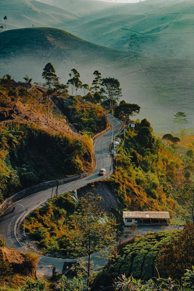 Tempat Wisata Sunrise Point Cukul: Pesona Matahari Terbit di Pangalengan