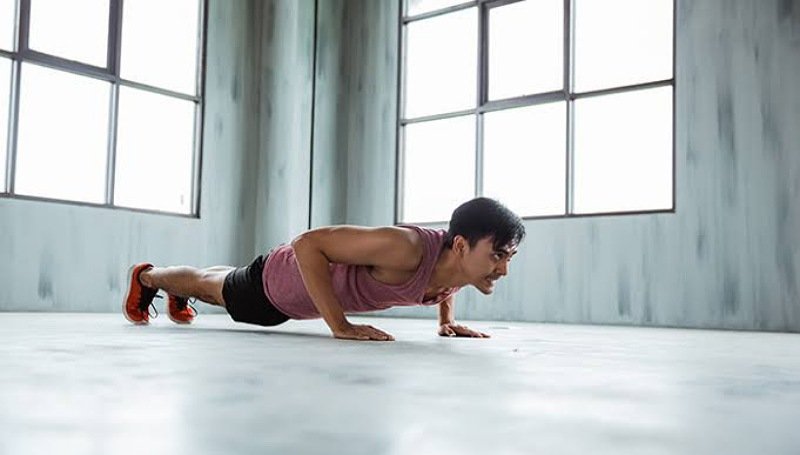 Mengapa Anda Harus Rutin Melakukan Push-Up? Ini Alasannya