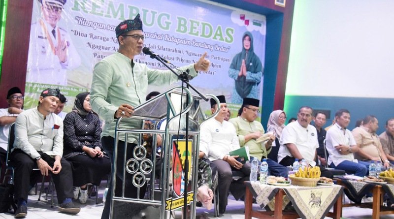 Rembug Bedas Bupati Bandung di Kecamatan Pacet, Menyelesaikan Berbagai Aspirasi Masyarakat