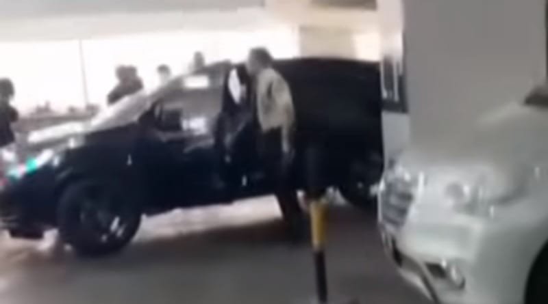 Viral! Pengejaran Mobil Berisi Pasangan yang Diduga Melakukan Tindakan Tidak Senonoh di Basment Kings Shopping Centre Bandung