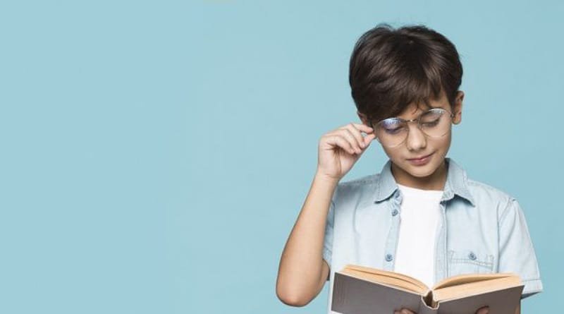 Pentingnya Penglihatan bagi Proses Belajar Anak: Optik Tunggal Hadirkan Solusi