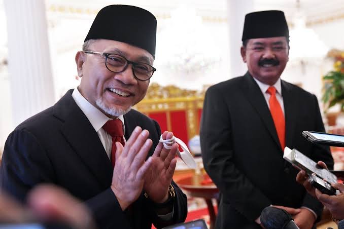 Mendag Zulkifli Hasan Bahas Kenaikan Harga Minyak Goreng Merek Minyakita