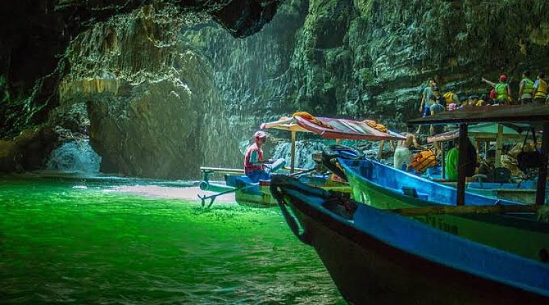 Jawa Barat Sahkan Perda Kepariwisataan: Langkah Besar Menuju Destinasi Wisata Unggulan