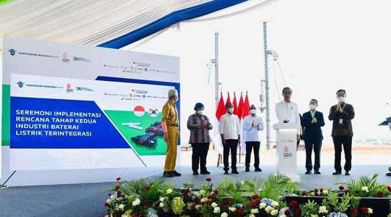 Presiden Jokowi Resmikan Pabrik Baterai dan Kendaraan Listrik Terbesar di Asia Tenggara