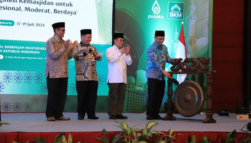 Indonesia Bersiap Helat Pilkada 2024, Wamenag Ingatkan untuk Tidak Politisasi Rumah Ibadah