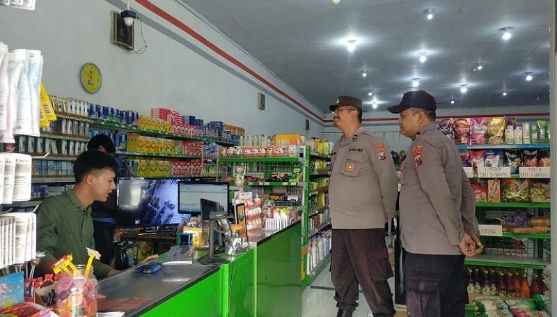 Kenyamanan Belanja di Minimarket Menjadi Sasaran Kejahatan, Polsek Nglegok Tingkatkan Patroli