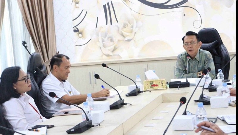 Pj Bupati Bekasi dan Kepala BPPW Jabar Bahas Solusi Pengolahan Sampah Senilai Rp 50 Miliar