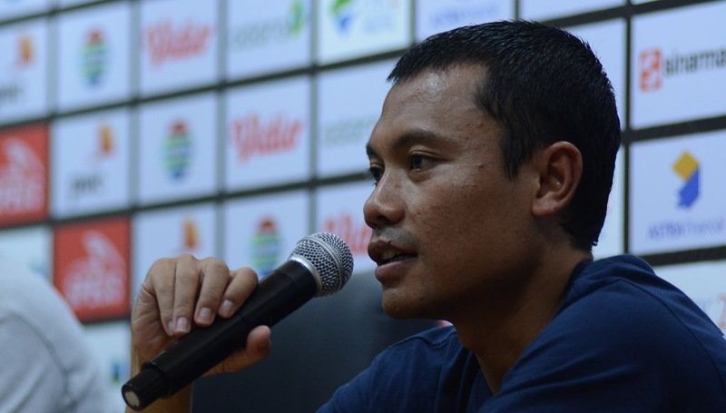 Gelandang PERSIB Dedi Kusnandar Tegaskan Kekalahan dari Persis Solo Bukan Hasil yang Diharapkan