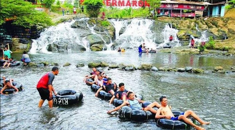 Serunya Wisata River Tubing di Sumber Maron Malang