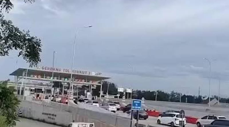 Seorang Anak Tewas Tertabrak Mobil di Jalan Tol Cijago Saat Mengejar Layangan