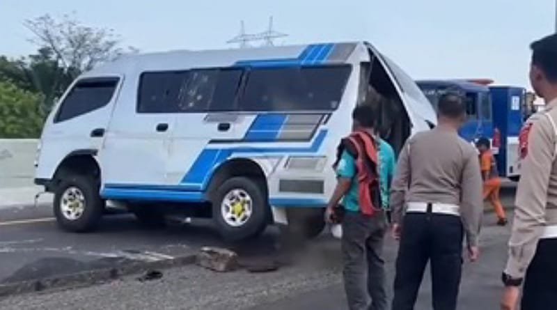 Kecelakaan Beruntun di Tol Pekalongan - Pemalang KM 330, Beberapa Kendaraan Ringsek