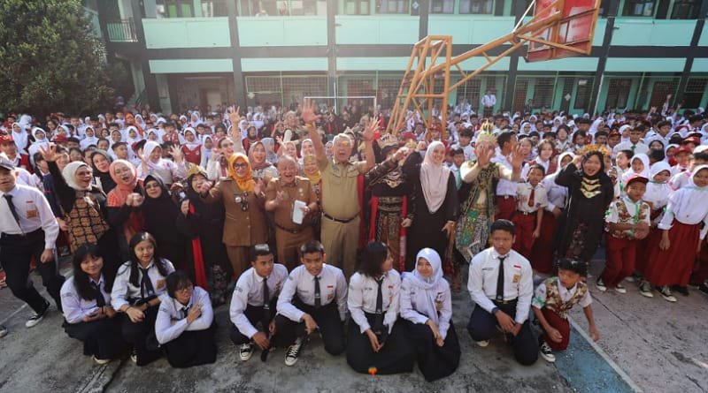 Pembentukan Karakter Kunci Pencegahan Bullying di Sekolah, Tegas Penjabat Wali Kota Bandung!