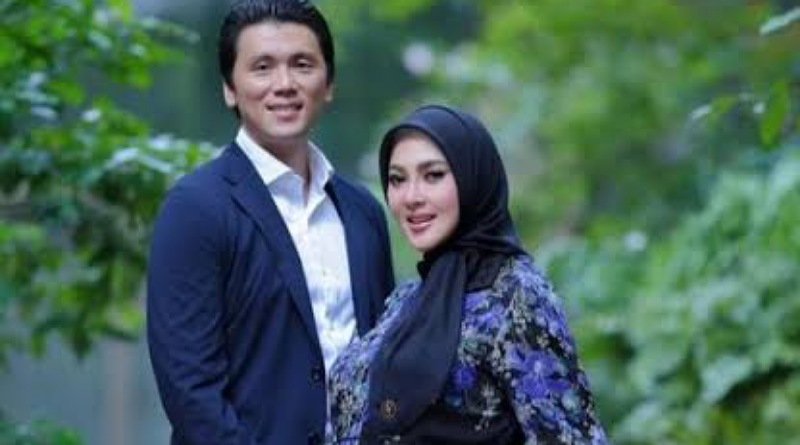 Syahrini Melahirkan Anak Pertama di Singapura