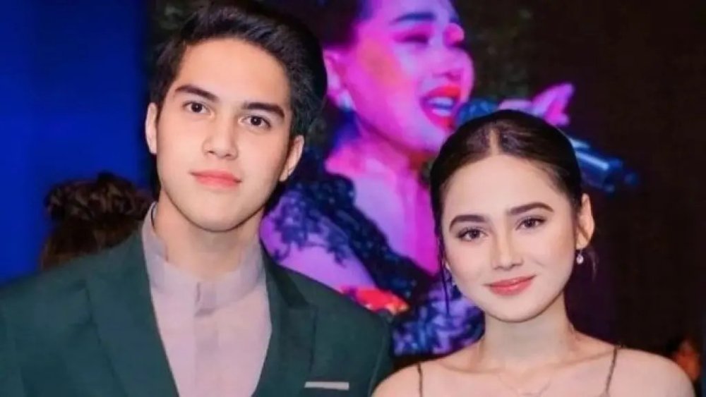 El Rumi dan Syifa Hadju: Kisah Cinta yang Mendapat Restu dari Keluarga