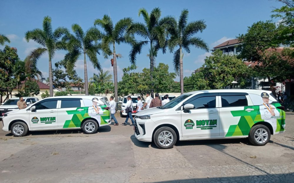 Bupati Dadang Supriatna Serahkan 10 unit Mobil Pelayanan Kelurahan, Semoga Bermanfaat Bagi Kebutuhan Warga Masyarakat