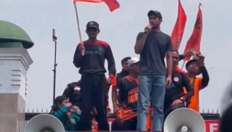 Reza Rahadian Mengejutkan Publik: Tolak UU Pilkada, Negara Bukan Milik Keluarga Tertentu!