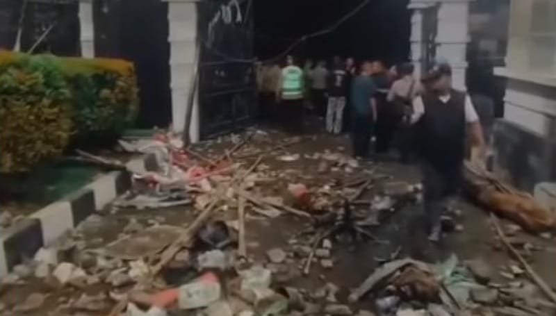Kondisi Terkini di Gedung DPRD Jawa Barat Pasca Aksi Massa yang Mengawal Putusan MK