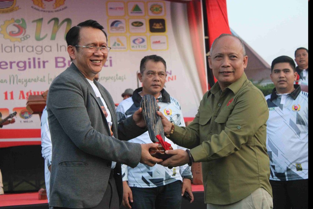 Bupati Bekasi Resmikan Pekan Olahraga Industri: POIN Jadi Wadah Sinergi dan Prestasi