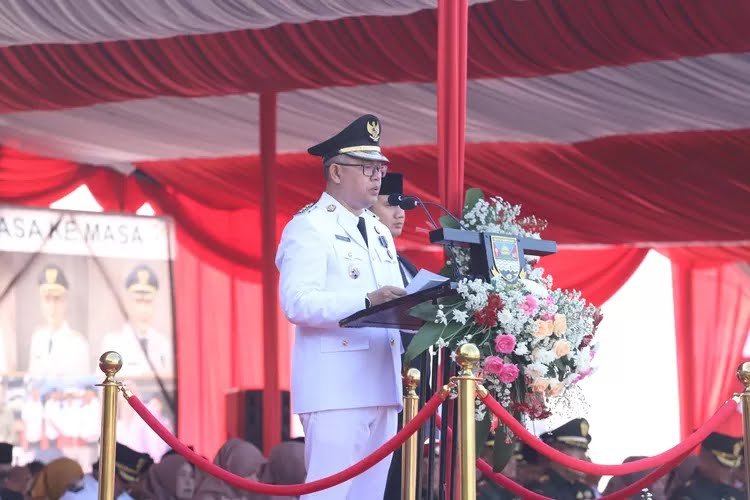 Pj Bupati Bandung Barat Dilarikan ke Rumah Sakit Saat Main Tenis, Diduga Kena Serangan Jantung