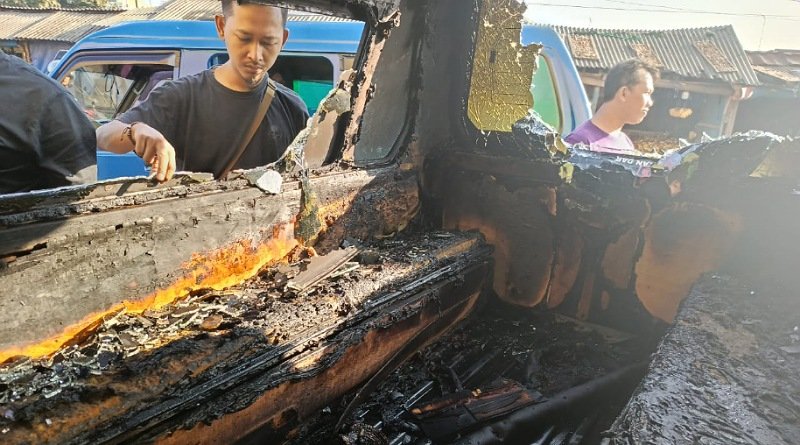Angkot Terbakar di Sukabumi, Berawal dari Mogok saat Angkut Penumpang