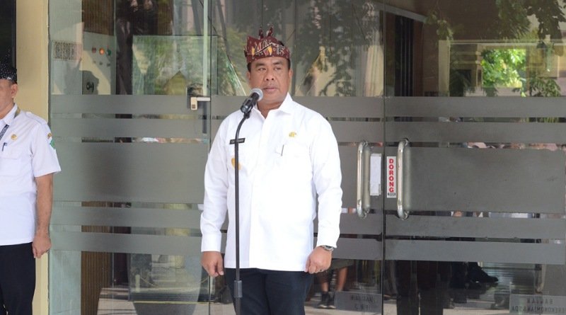 Pimpin Apel Perdana, PJS Bupati Sidoarjo Tekankan Etos Kerja Ikhlas Dan Netralitas Jelang Pilkada